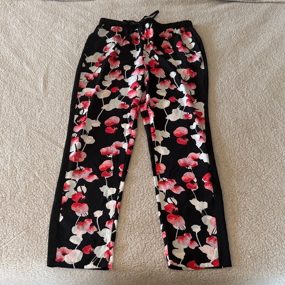 DKNYC Black and Pink Floral Ankle Pants Medium New
